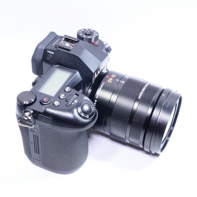 panasonic g9 with leica lens