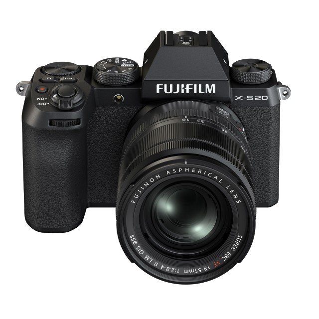 FUJIFILM XF 18-55mm F2.8-4 R LM OIS