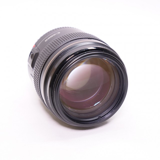 Used Canon EF 100mm f2 USM lens