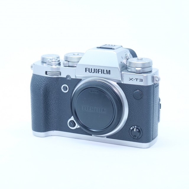 Fujifilm Used Fujifilm X-T3 Mirrorless Camera Body, Silver