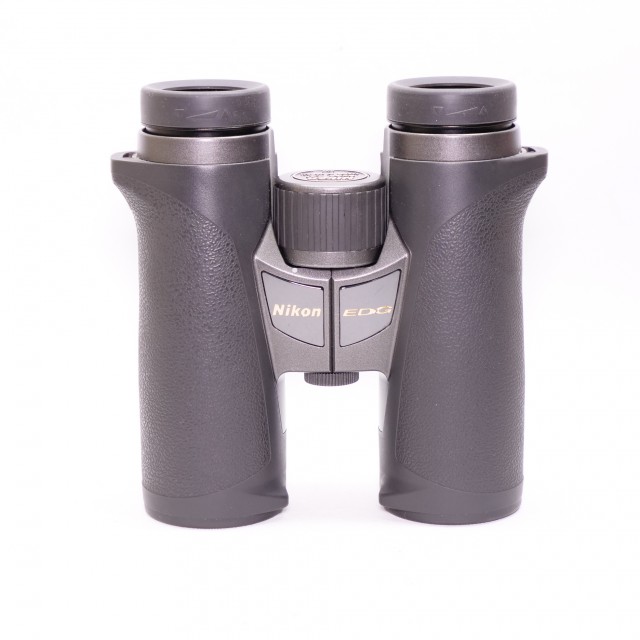 Nikon Used Nikon 8x32 EDG binoculars