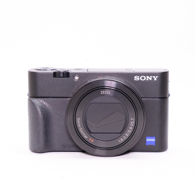 Sony Used Sony Cybershot RX100 Mk V digital compact camera