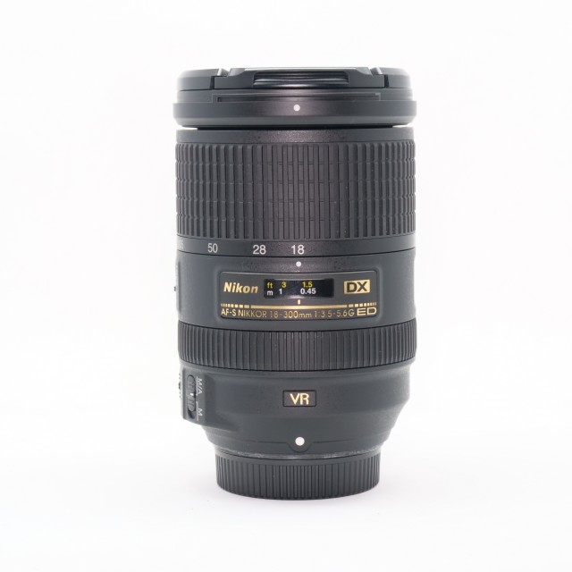 Nikon Used Nikon AF-S 18-300mm 3.5-5.6 G ED VR lens