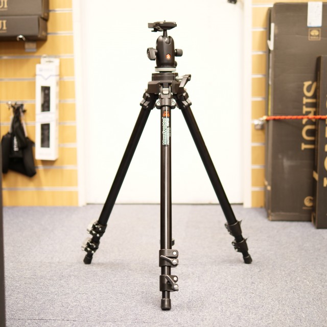 Sundry Used Manfotto 055 Tripod with 498 RC-2 Ball Head