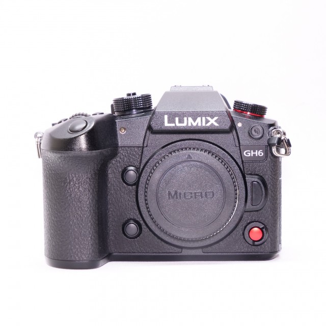 Lumix Used Panasonic Lumix GH6 Mirrorless camera body