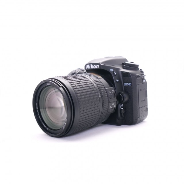 Nikon Used Nikon D7500 DSLR with 18-140mm lens