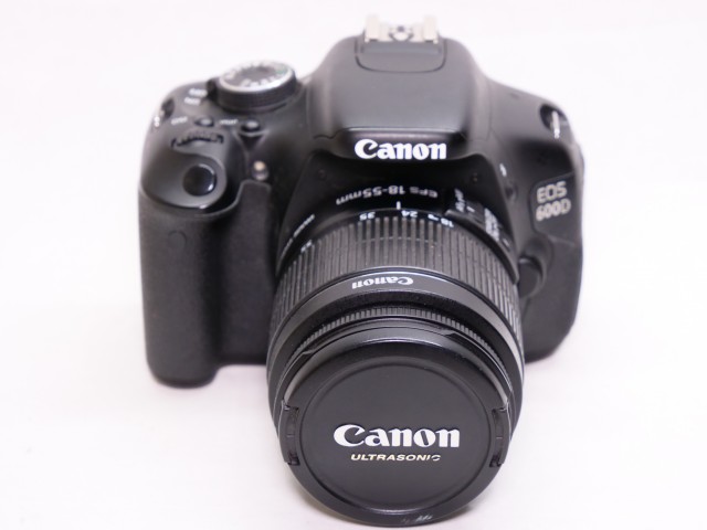 Canon Used Canon EOS 600D DSLR with 18-55mm lens