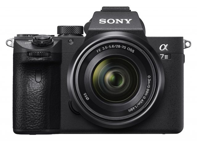 Sony Alpha 7 III 28-70  £1699.00 - Castle Cameras
