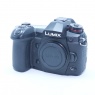 Lumix Used Panasonic Lumix DC-G9  Mirrorless Camera Body