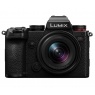 Lumix Panasonic Lumix S5D Mirrorless Camera with S-R1840 lens